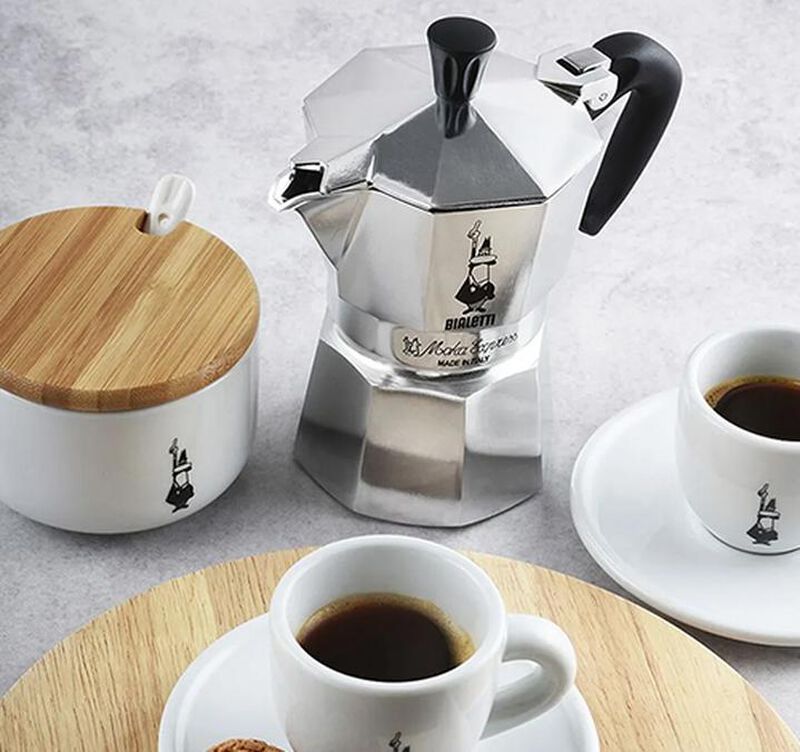 Bialetti Moka Pot Moka Express - 3 cups image number 5