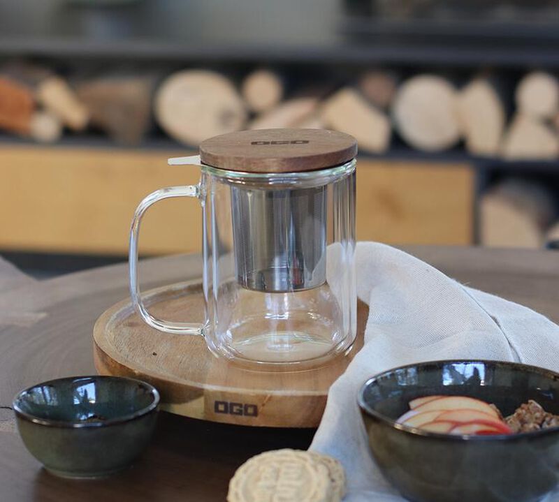 Double-wall glass mug with tea infuser - 39cl - OGO Living image number 2