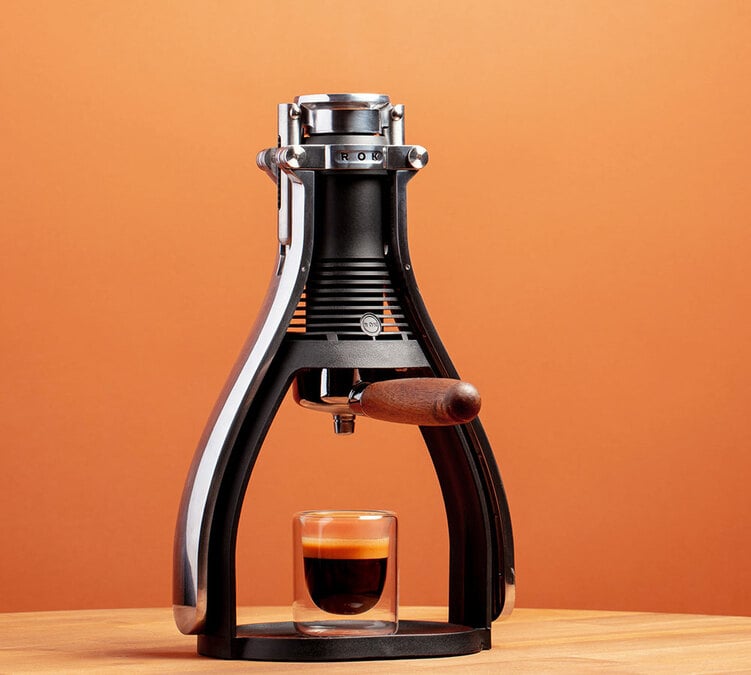 manual espresso machine ROK Presso Smartshot black