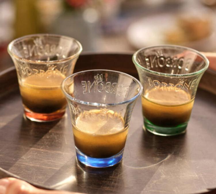 caffe borbone red and blue coffee beans