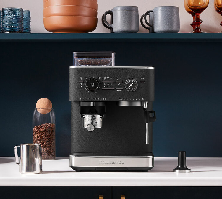 macchina da caffe espresso semi automatica nera kitchenaid